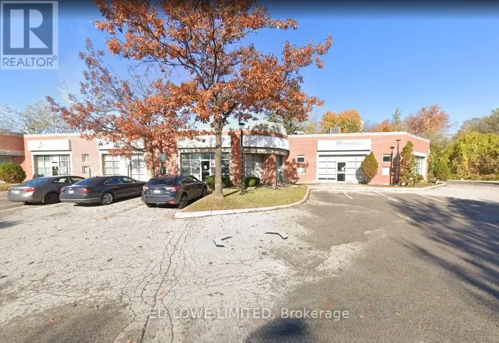 907-908 - 75 Cedar Pointe Drive, Barrie (400 North)